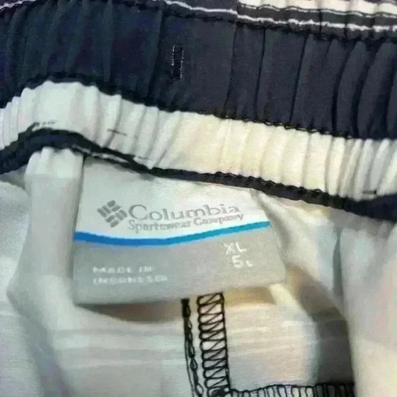Columbia‎ NWT XL Shorts - Picture 4 of 5